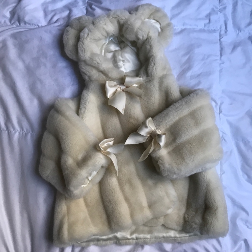Girls Faux Fur Coat with Bear Ears!